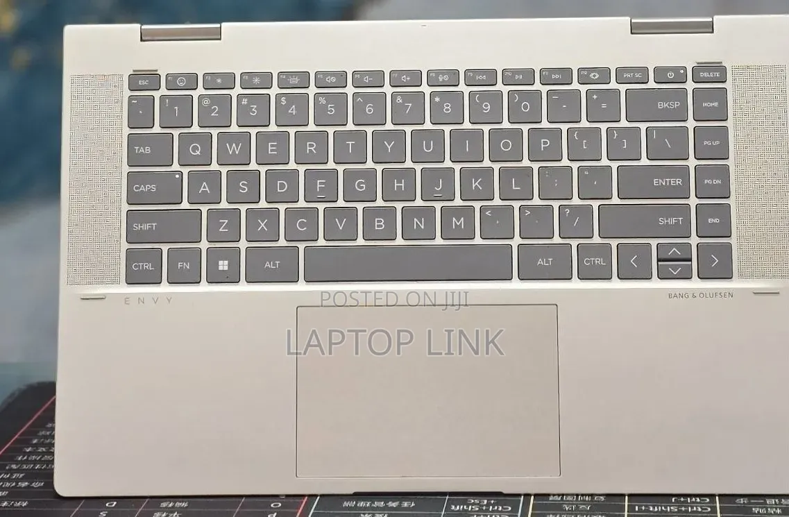 New Laptop HP Envy x360 16GB Intel Core i7 SSD 1T