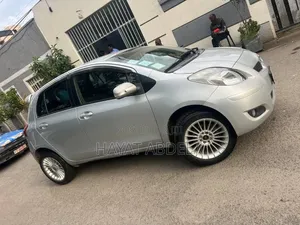Toyota Yaris 2008 Silver