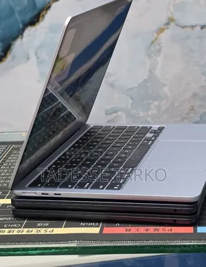 New Laptop Apple MacBook Air 2025 M4 16GB Apple M4 SSD 256GB