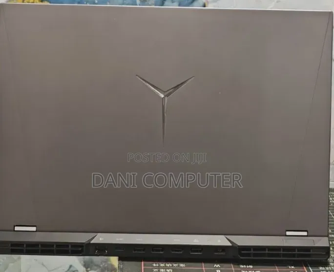 New Laptop Lenovo Legion 5 16GB AMD Ryzen 7 SSD 512GB