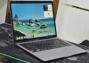 New Laptop Apple MacBook Pro 16GB Intel Core i5 SSD 512GB