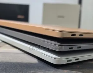 New Laptop Apple MacBook Air 2020 M1 8GB Apple M1 SSD 256GB