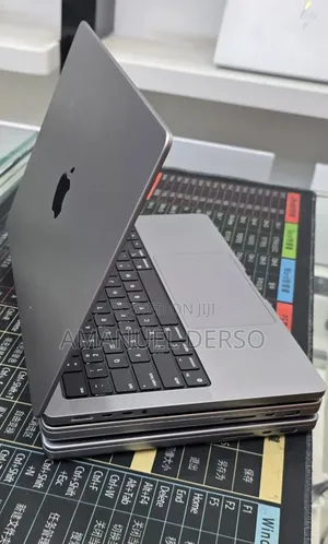 New Laptop Apple MacBook Air 2020 M1 32GB Apple M1 Pro SSD 512GB