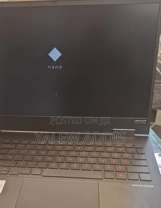 New Laptop HP OmniBook 5 16" 16GB Intel Core i7 SSD 512GB