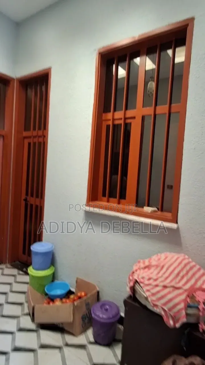 4bdrm House in Gelan Sidamowash, Akaky Kaliti for sale