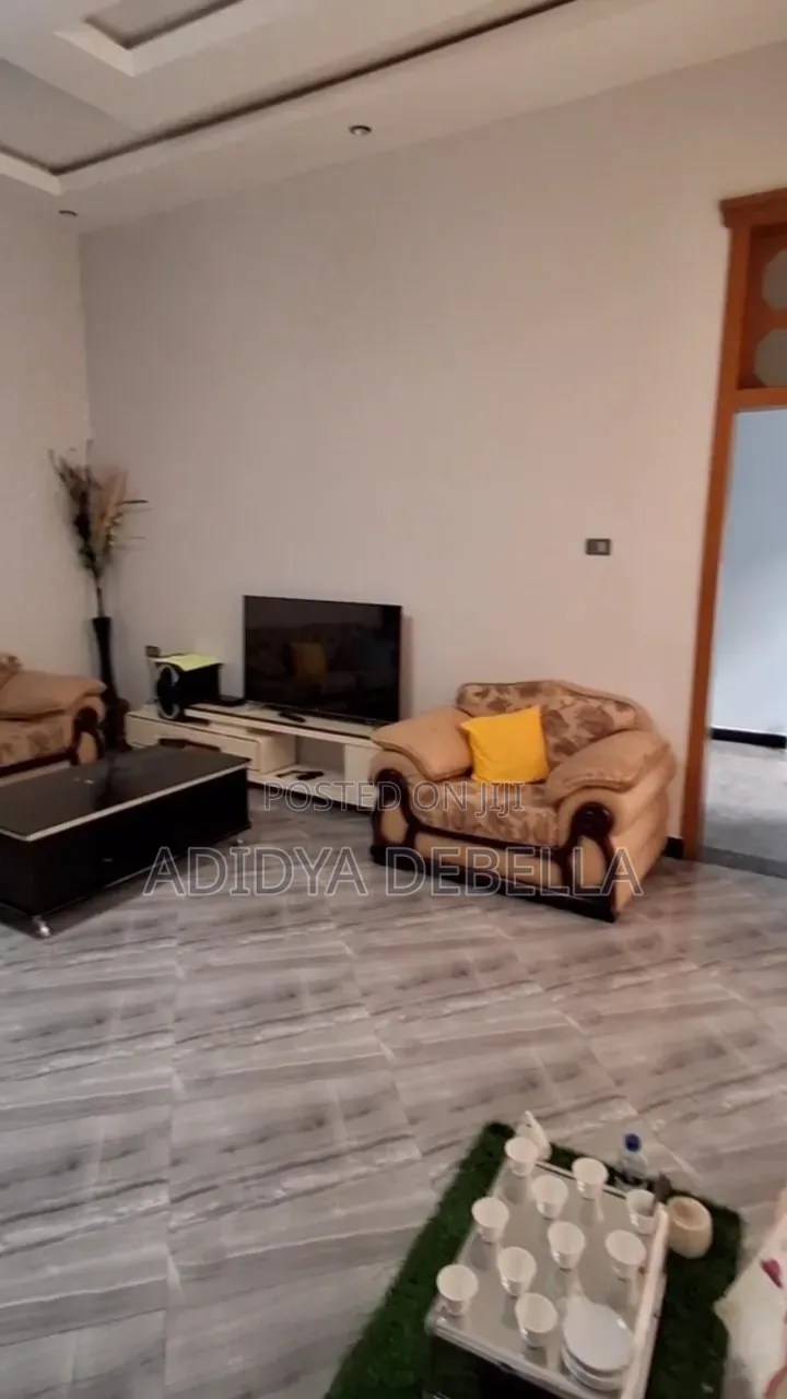 4bdrm House in Gelan Sidamowash, Akaky Kaliti for sale