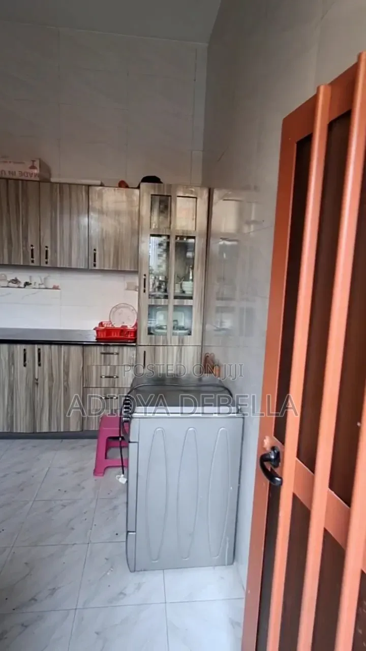 4bdrm House in Gelan Sidamowash, Akaky Kaliti for sale