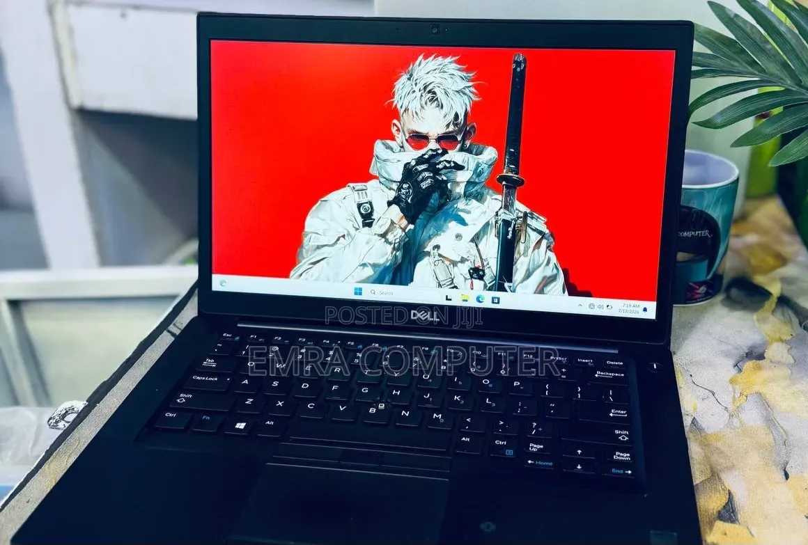 New Laptop Dell 8GB Intel Core i7 SSD 256GB