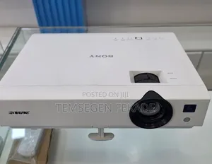 sony Projector model Name VPL-Dx102