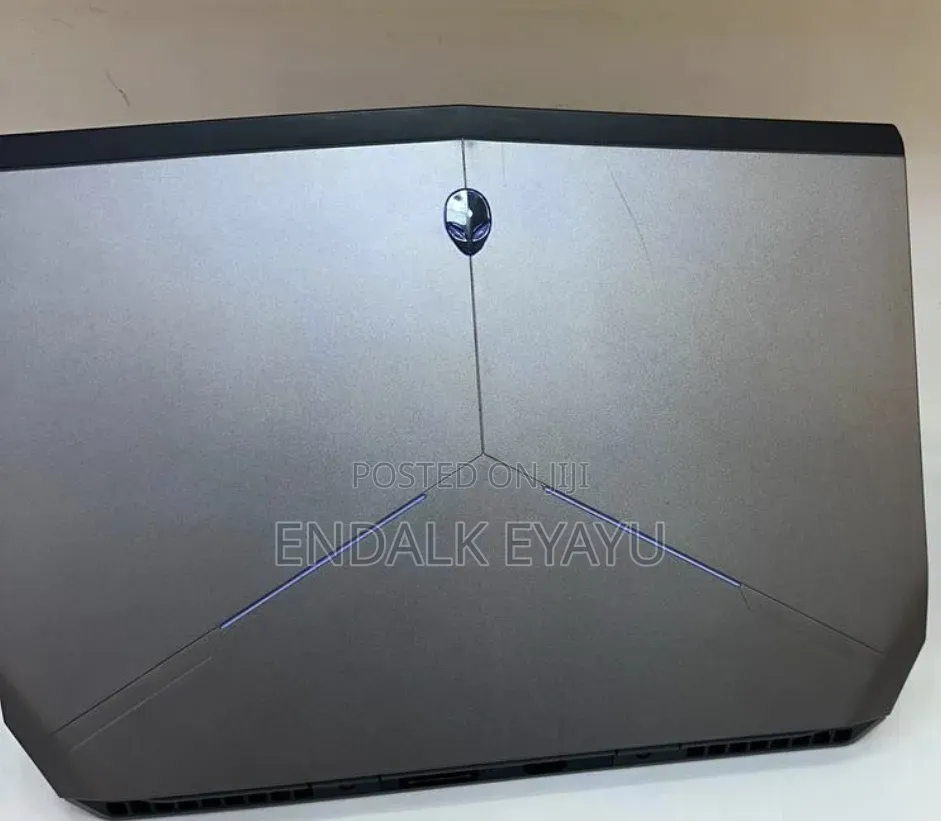 New Laptop Dell Allienware M18 R1 16GB Intel Core i7 HDD 500GB