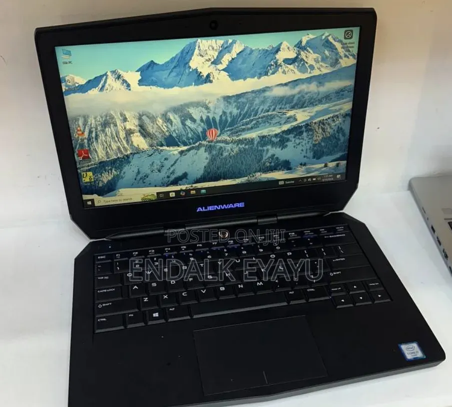 New Laptop Dell Allienware M18 R1 16GB Intel Core i7 HDD 500GB