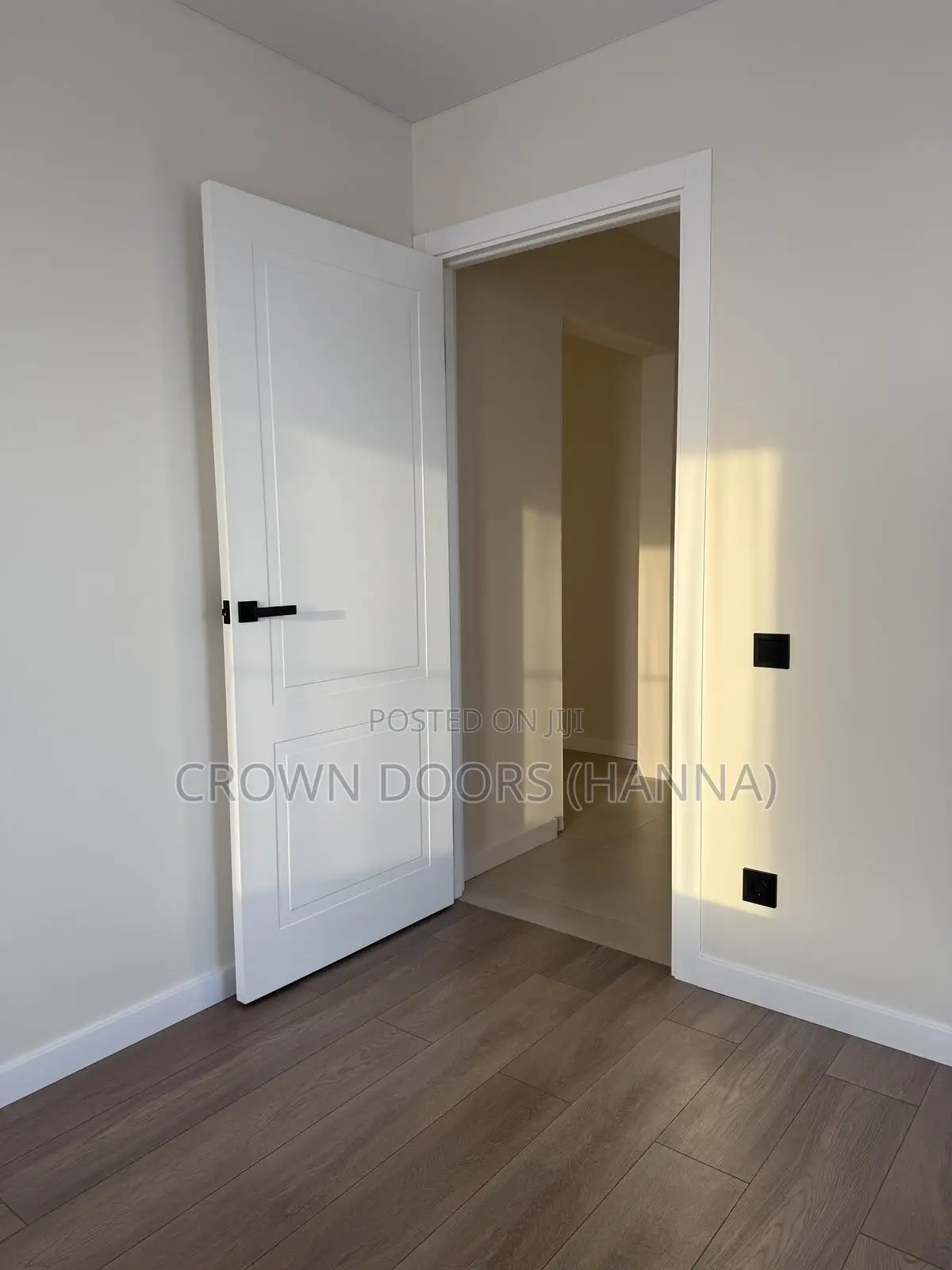 Different Material and Unique Features From Crown Doors
