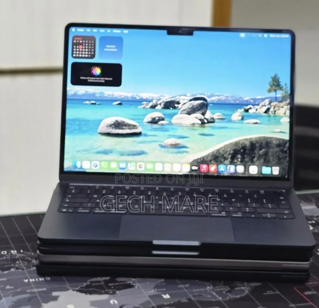 New Laptop Apple MacBook Air 2025 M4 16GB Apple M4 SSD 256GB