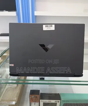 New Laptop HP Victus 16 16GB Intel Core i7 SSD 1T