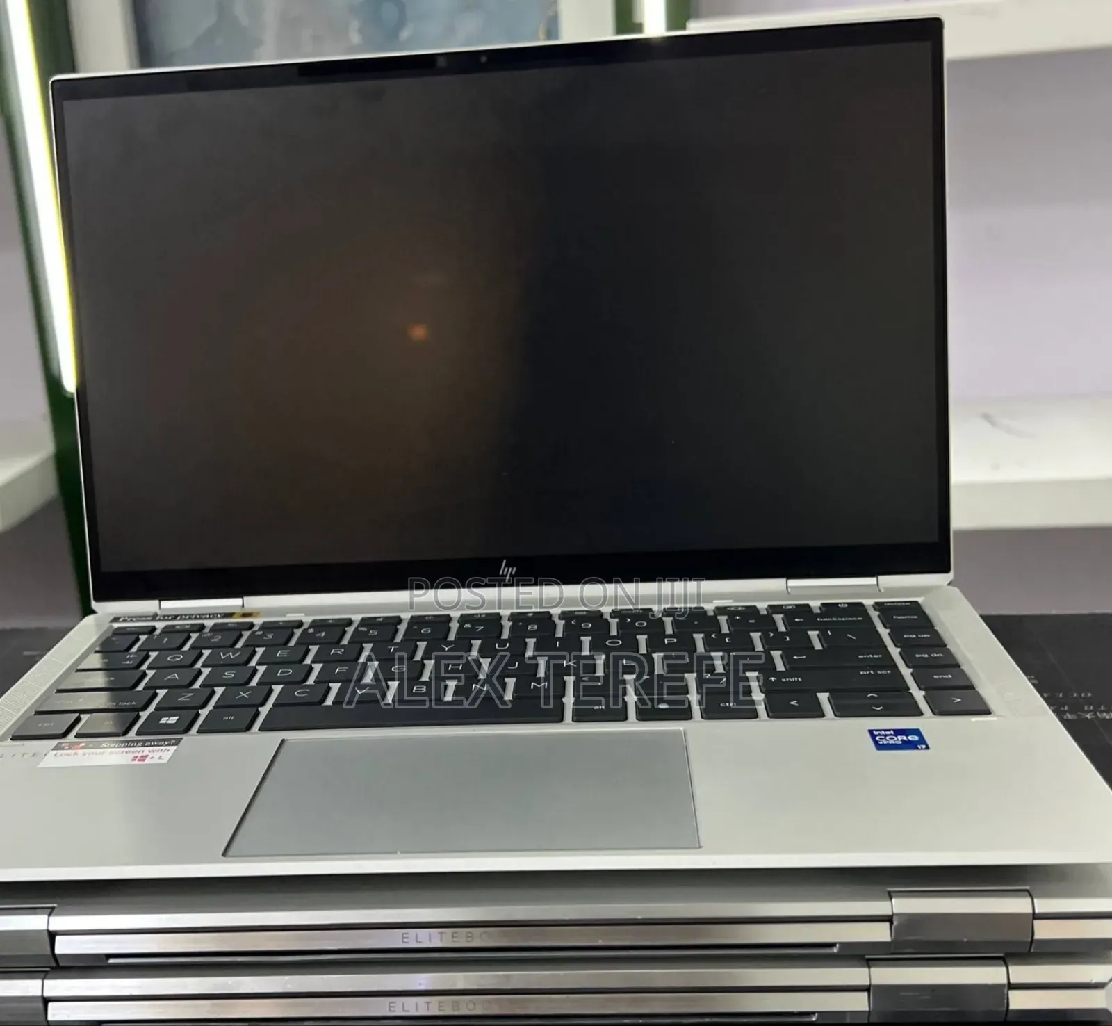 New Laptop HP EliteBook 1040 G8 16GB Intel Core i7 SSD 512GB