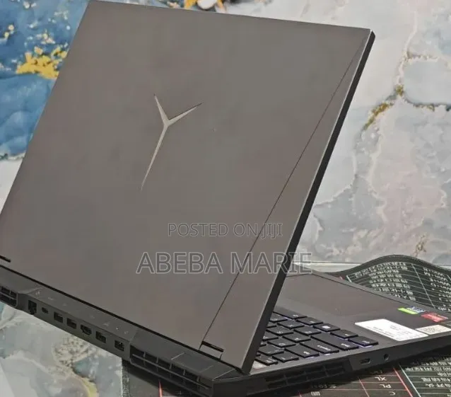 New Laptop Lenovo Legion 5 16GB AMD Ryzen 7 SSD 512GB