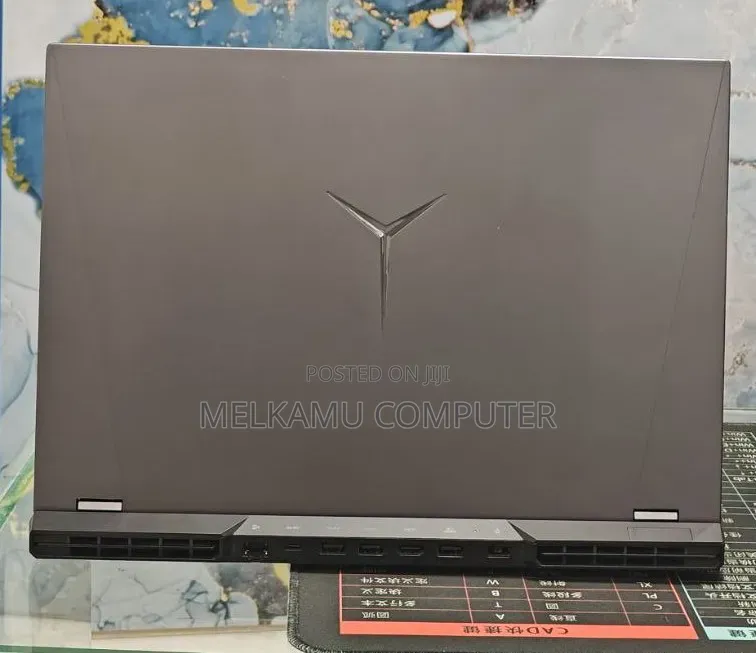 New Laptop Lenovo Legion 5 16GB AMD Ryzen 7 SSD 512GB