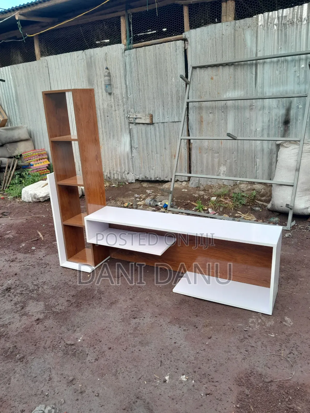 Smart TV Stand