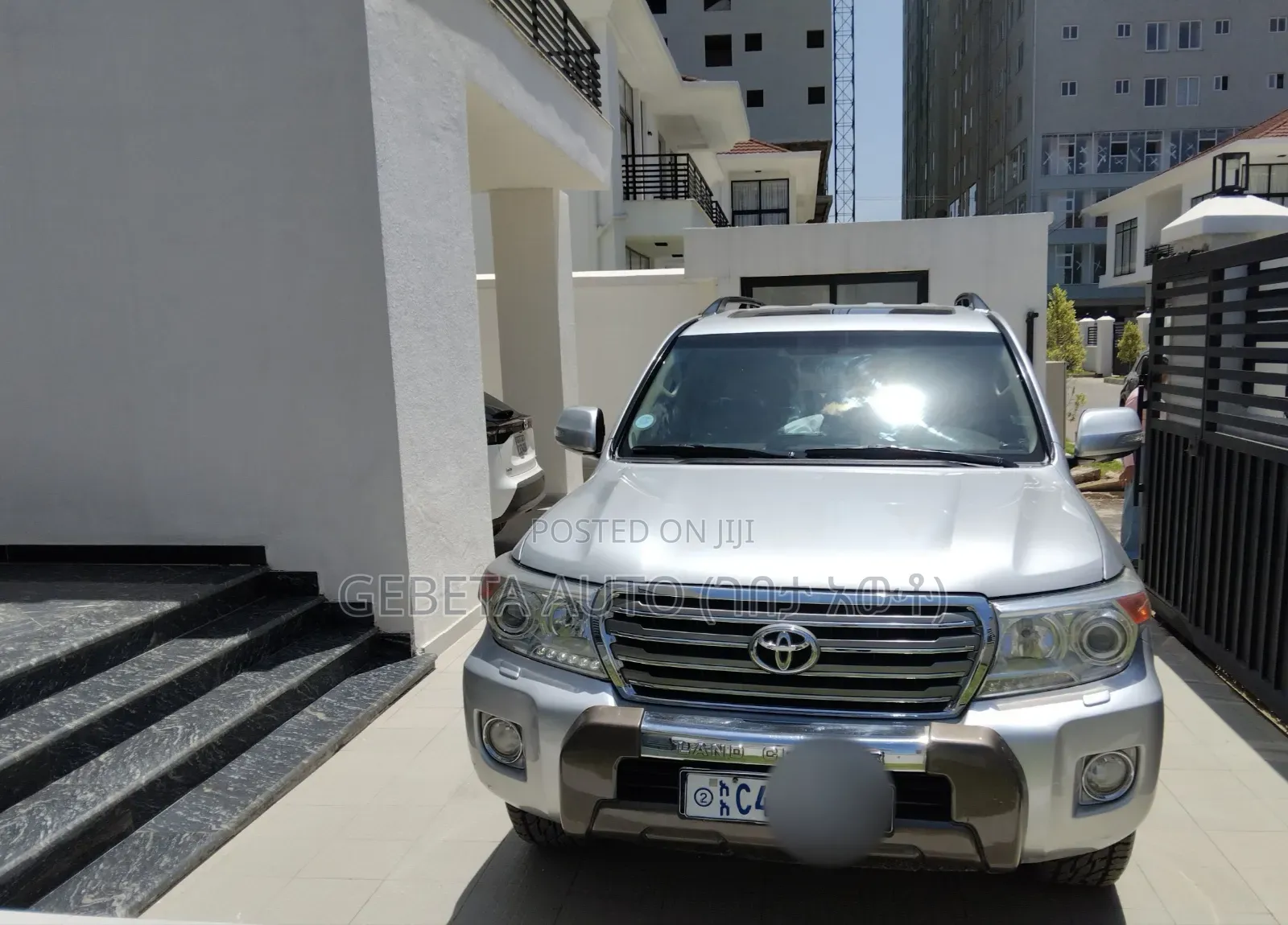 Toyota Land Cruiser 4.5 V8 VXR 2015 Silver