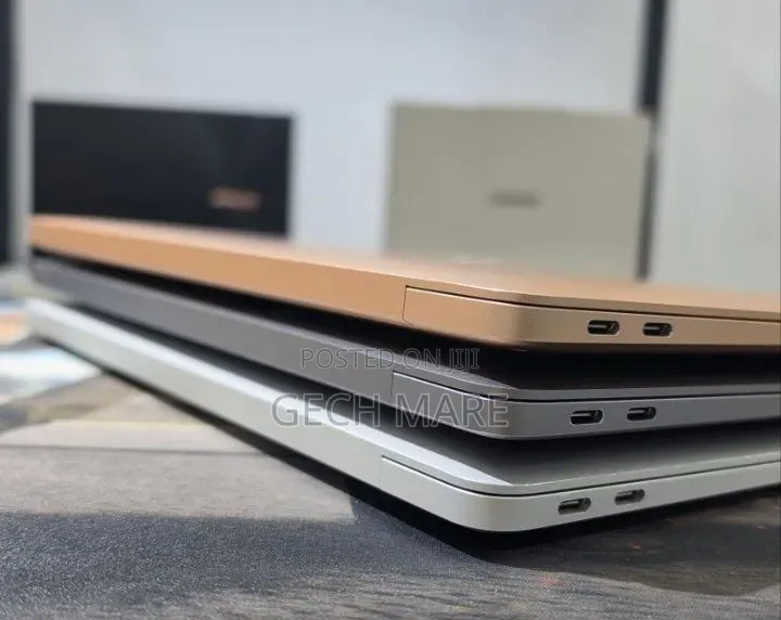 New Laptop Apple MacBook Air 2020 M1 8GB Apple M1 SSD 256GB