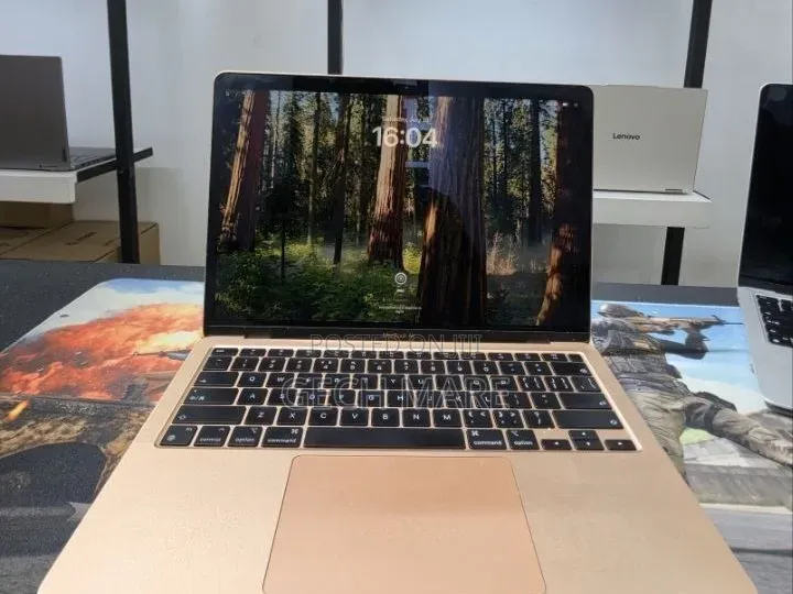 New Laptop Apple MacBook Air 2020 M1 8GB Apple M1 SSD 256GB