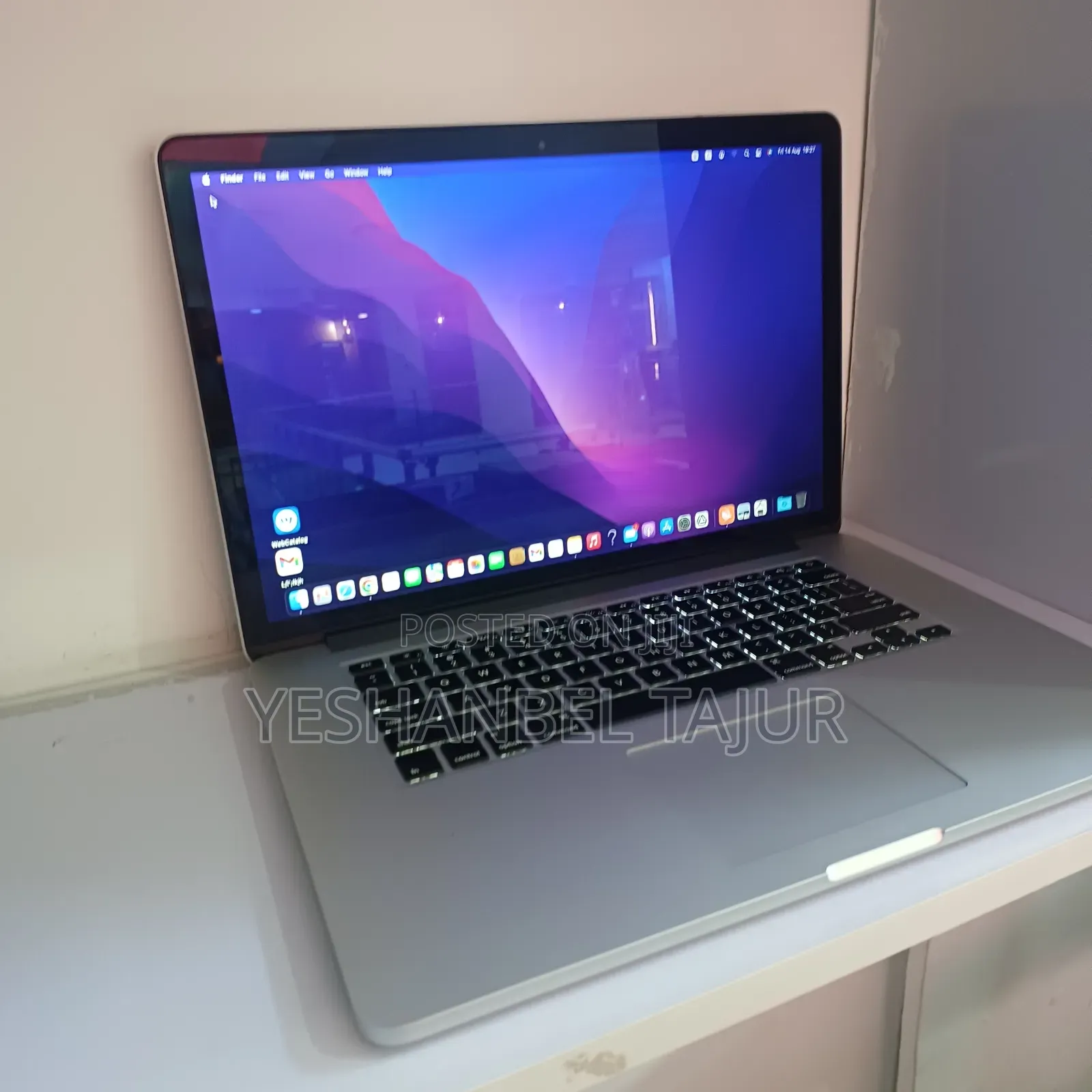 New Laptop Apple MacBook Pro 2015 16GB Intel Core i7 SSD 512GB