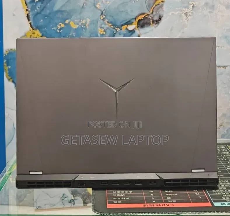 New Laptop Lenovo Legion 9 16GB AMD Ryzen 7 SSD 512GB