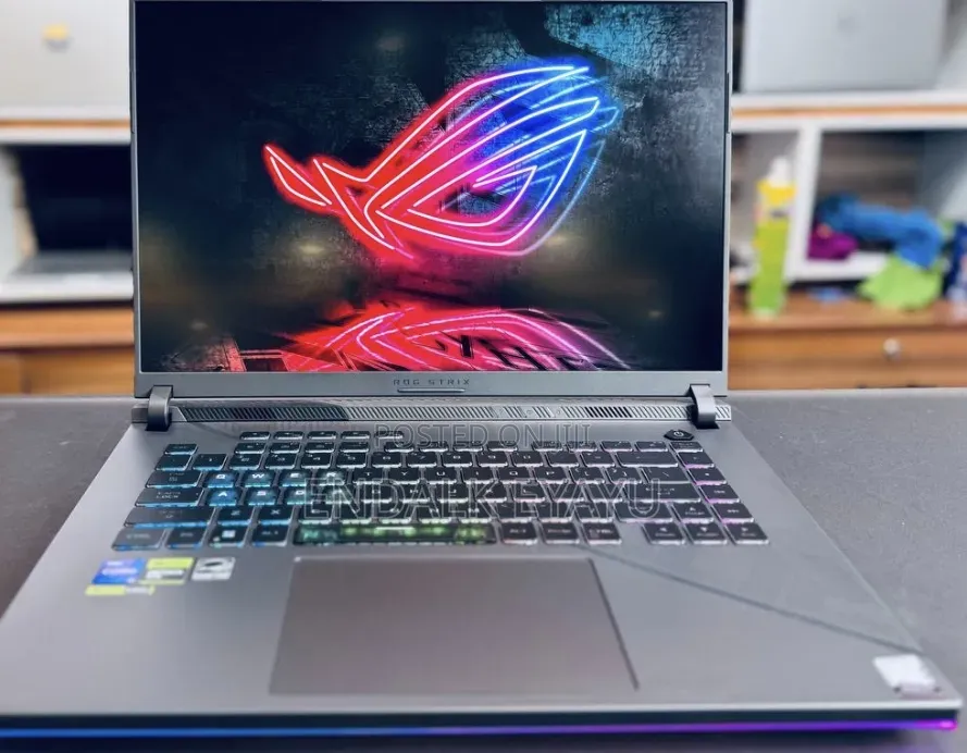 New Laptop Asus ROG Strix G16 G614 16GB Intel Core i9 SSD 1T