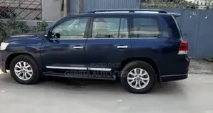 Toyota Land Cruiser 4.5 V8 VXR 2017 Black