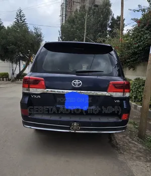 Toyota Land Cruiser 4.5 V8 VXR 2017 Black