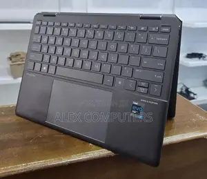 New Laptop HP Spectra 13 16GB Intel Core i7 SSD 512GB
