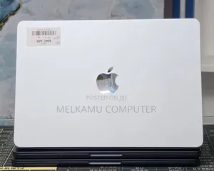 New Laptop Apple MacBook Air 2025 M4 16GB Apple M4 SSD 256GB