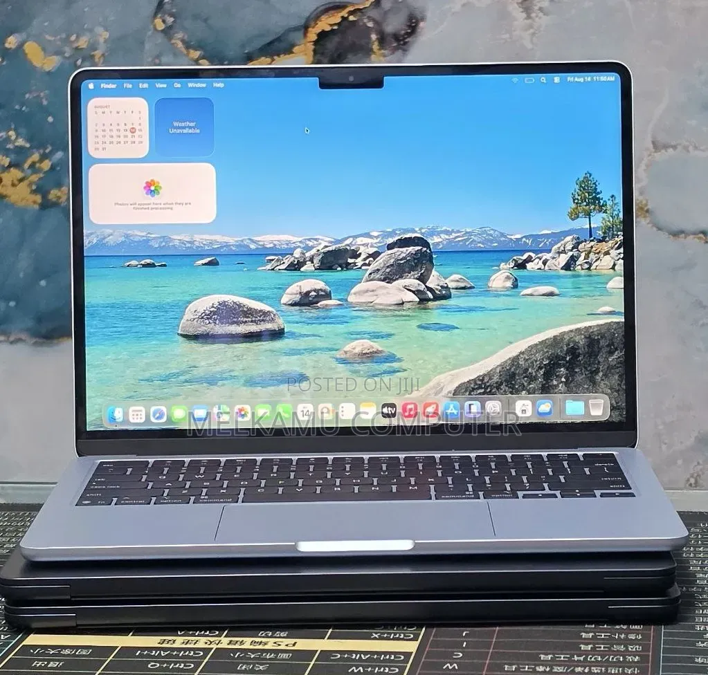 New Laptop Apple MacBook Air 2025 M4 16GB Apple M4 SSD 256GB