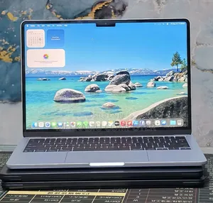 New Laptop Apple MacBook Air 2025 M4 16GB Apple M4 SSD 256GB