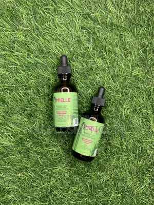 Mielle Rosemary Mint Scalp Hair Strengthening Oil