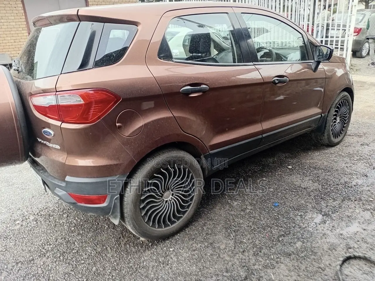 Ford Ecosport 2015 Brown