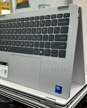 New Laptop HP OmniBook 5 14" 16GB Intel Core 7 SSD 512GB
