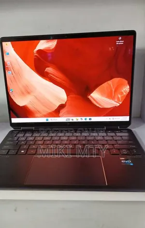 New Laptop HP Spectre 16GB Intel Core i7 SSD 1T