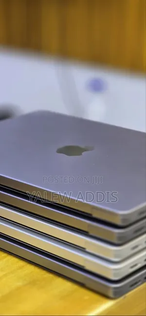 New Laptop Apple MacBook Pro 2021 M1 32GB Apple M2 SSD 512GB