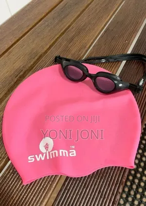 Swimming Cap and Goggle