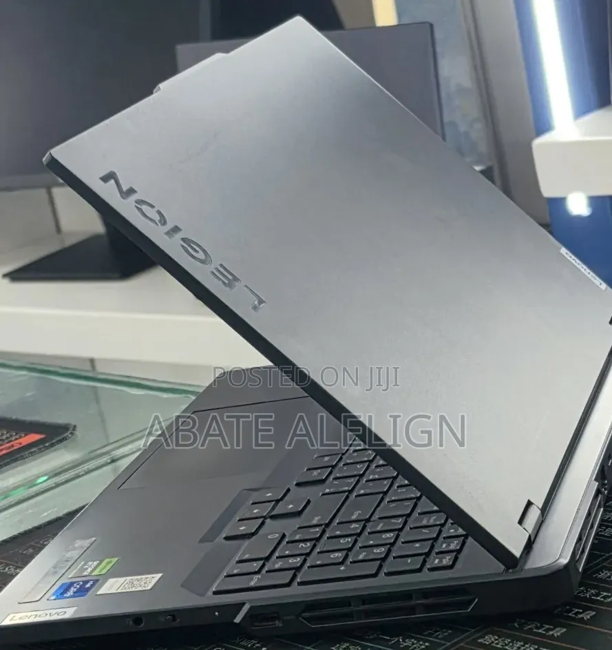 New Laptop Lenovo Legion 5 16GB Intel Core i7 SSD 512GB