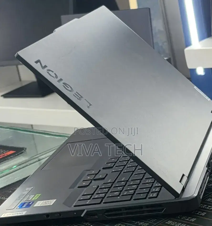 New Laptop Lenovo Legion 5 16GB Intel Core i7 SSD 512GB
