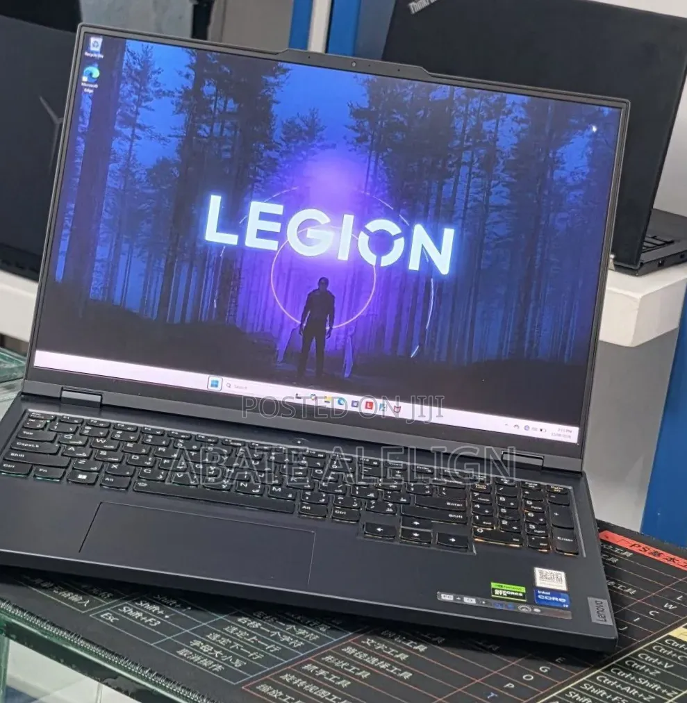 New Laptop Lenovo Legion 5 16GB Intel Core i7 SSD 512GB