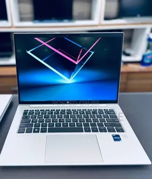 New Laptop HP EliteBook 840 10 16GB Intel Core i7 SSD 512GB