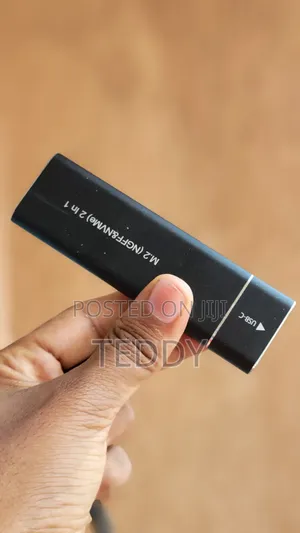 SSD 512 With Case