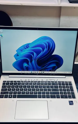 New Laptop HP EliteBook 860 G10 32GB Intel Core i7 SSD 1T
