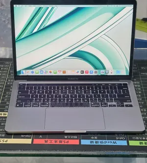 New Laptop Apple MacBook Pro 2022 M2 8GB Apple M2 SSD 256GB