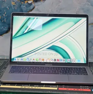 New Laptop Apple MacBook Pro 2022 M2 8GB Apple M2 SSD 256GB