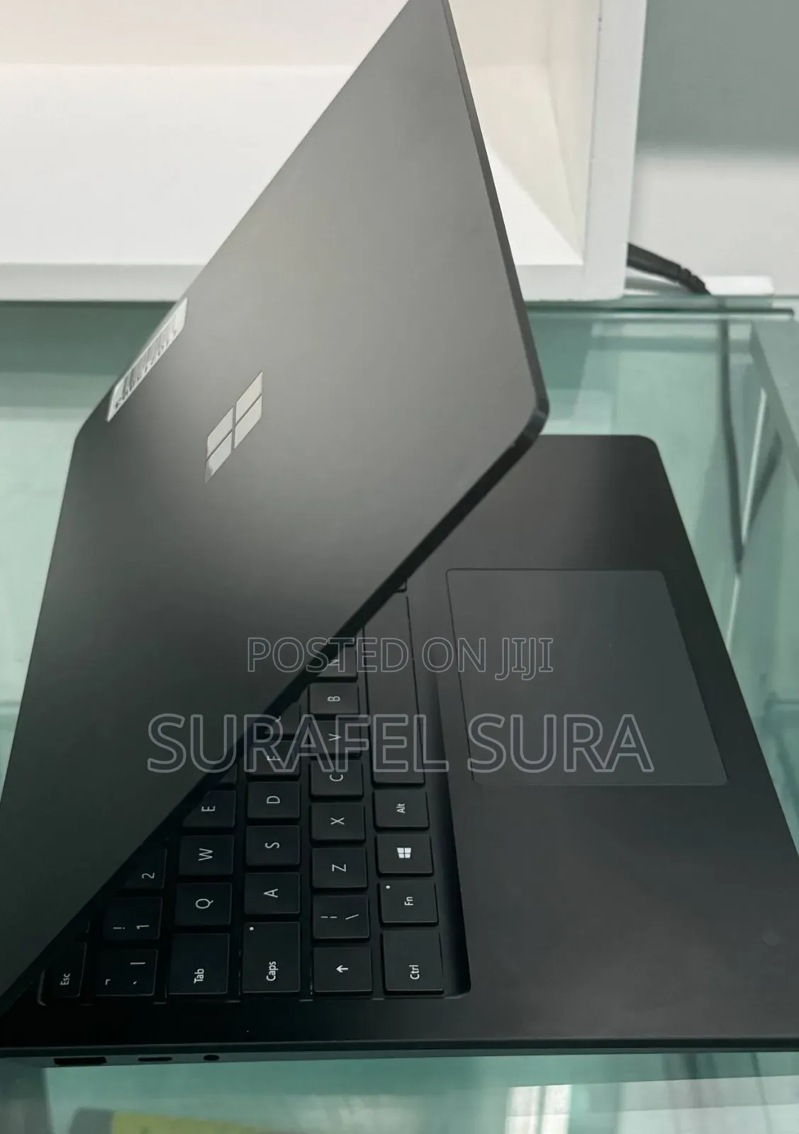 New Laptop Samsung Galaxy Book4 16GB Intel Core i5 SSD 512GB