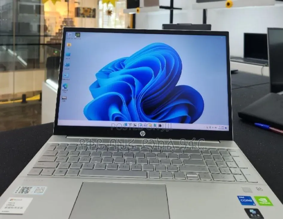 New Laptop HP Pavilion 15 16GB Intel Core i5 SSD 512GB